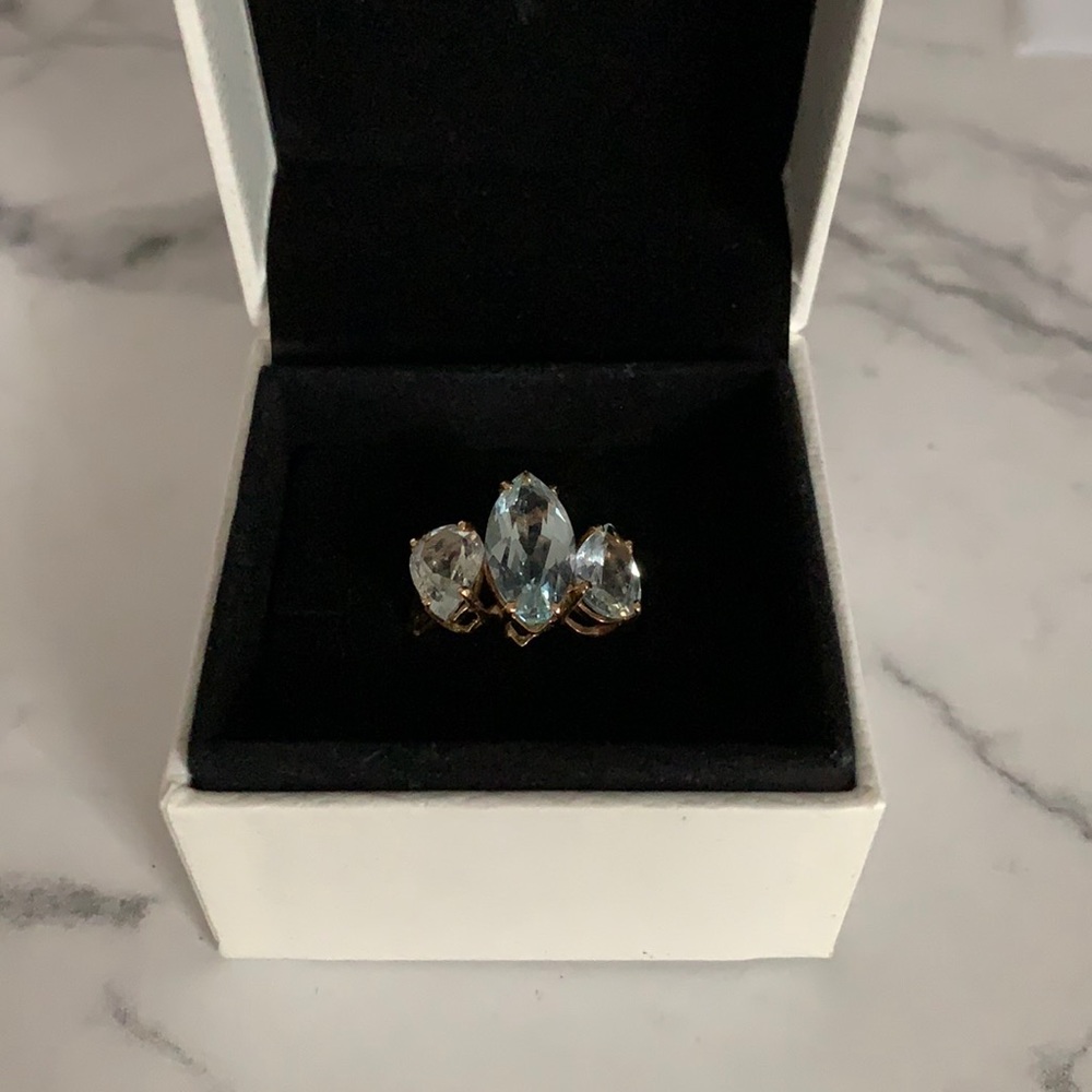 Beautiful Aqaramine Ring